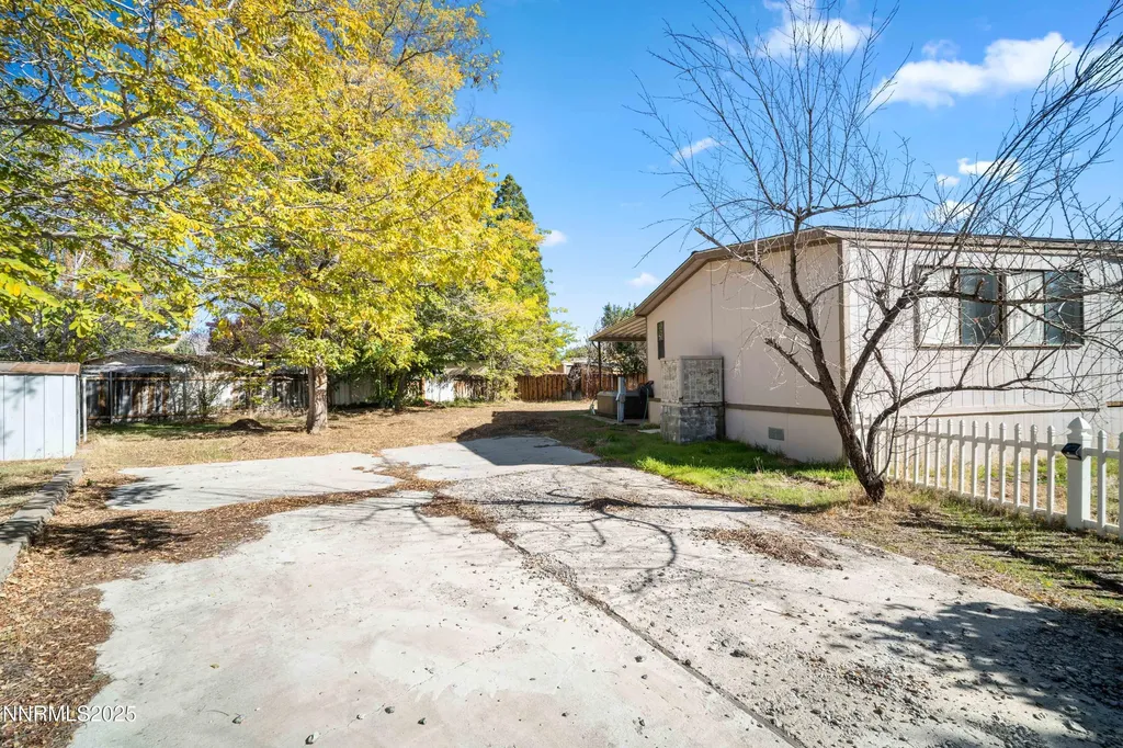2524 Sneddon Carson City NV 89706