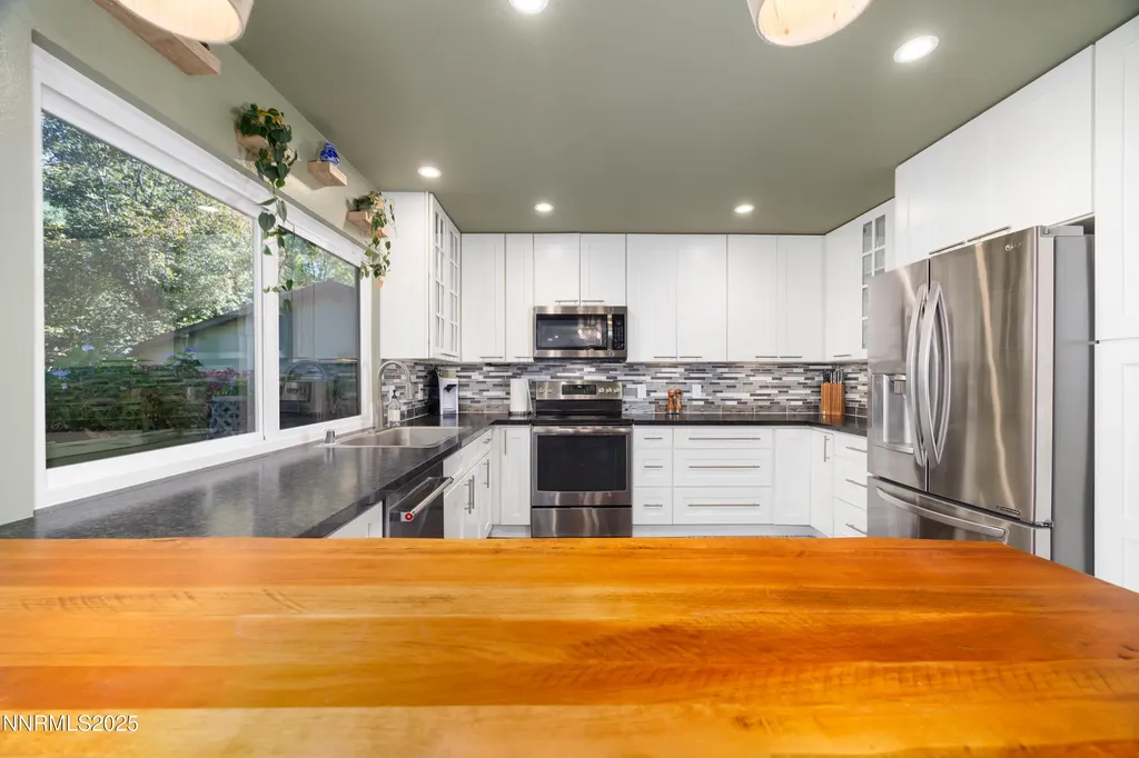 676 Riverview Reno NV 89509