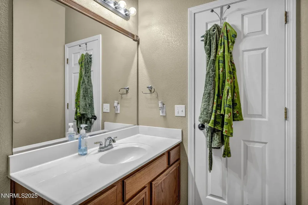 20999 Cameron Reno NV 89508