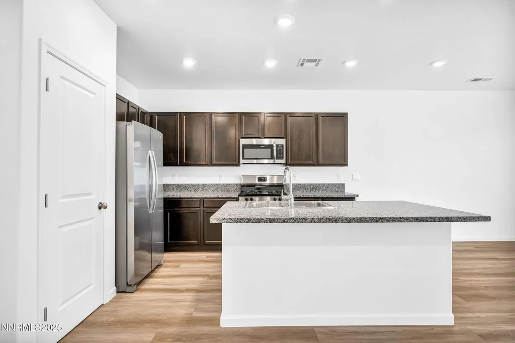 700 Kess Reno NV 89506