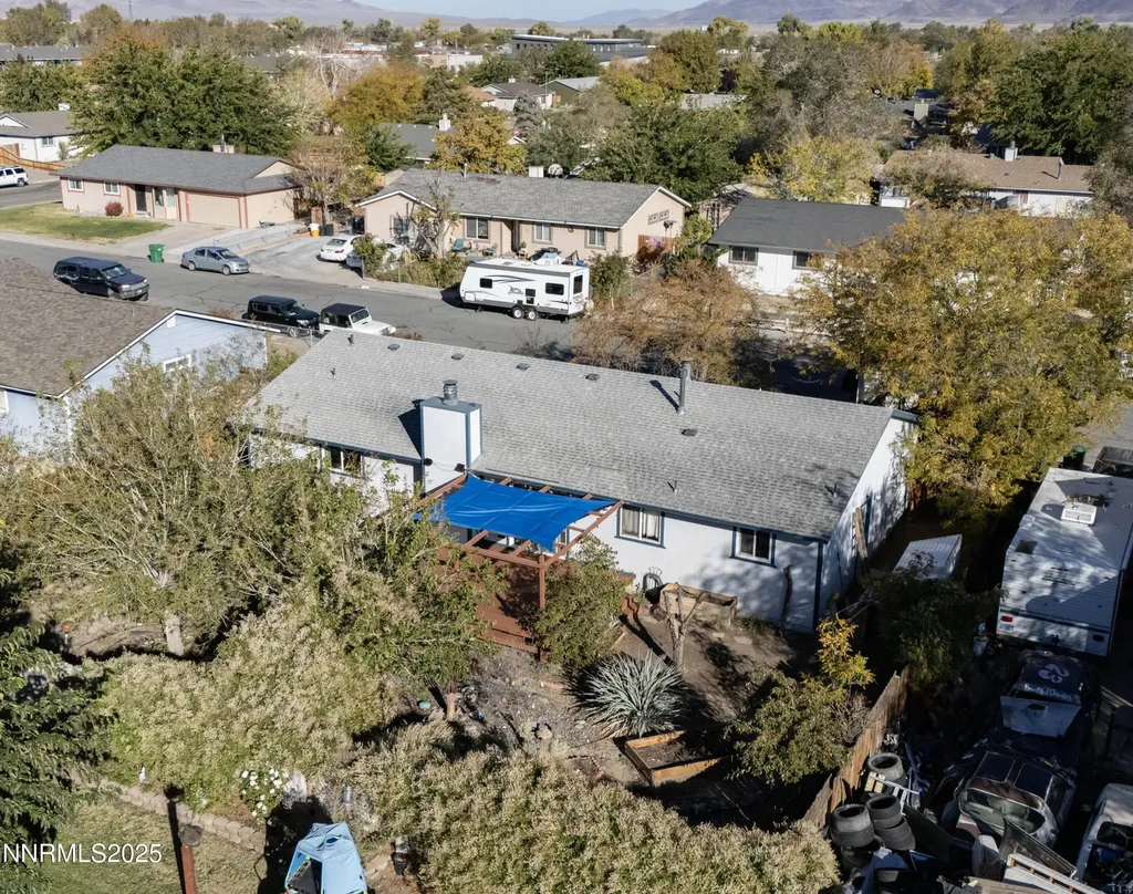 749 E Fernley NV 89408