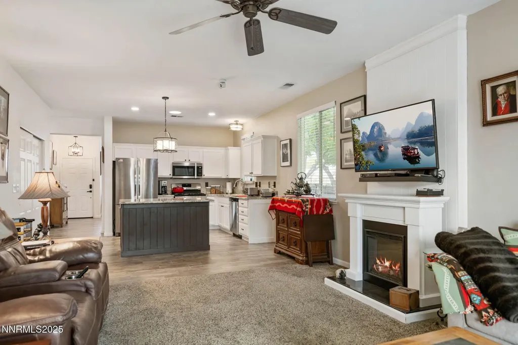 501 La Quinta Dayton NV 89403