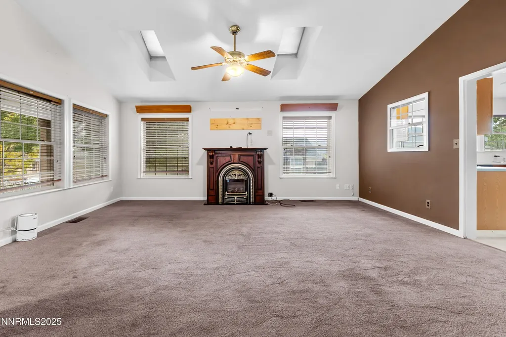 647 Castle Winnemucca NV 89445