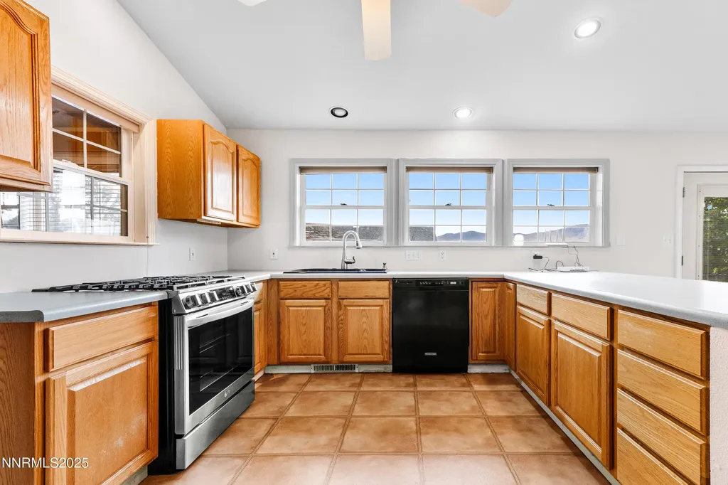 647 Castle Winnemucca NV 89445