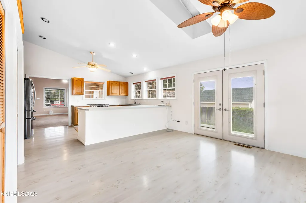 647 Castle Winnemucca NV 89445
