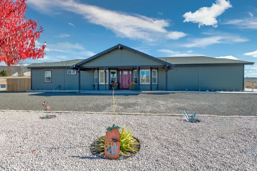 3900 Hackberry Silver Springs NV 89429