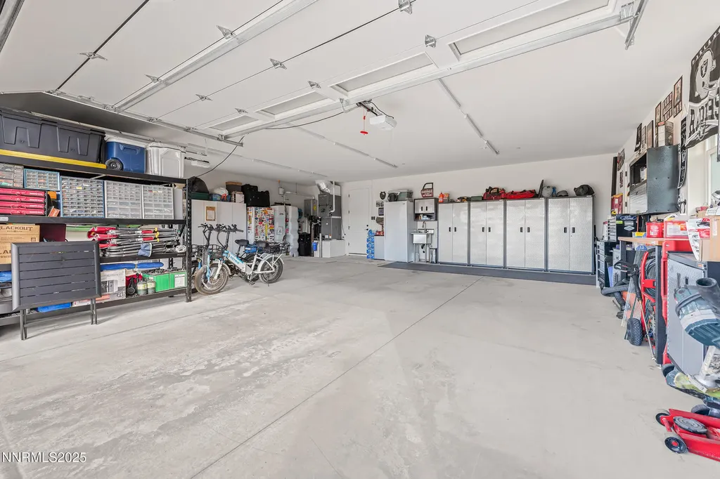 3900 Hackberry Silver Springs NV 89429