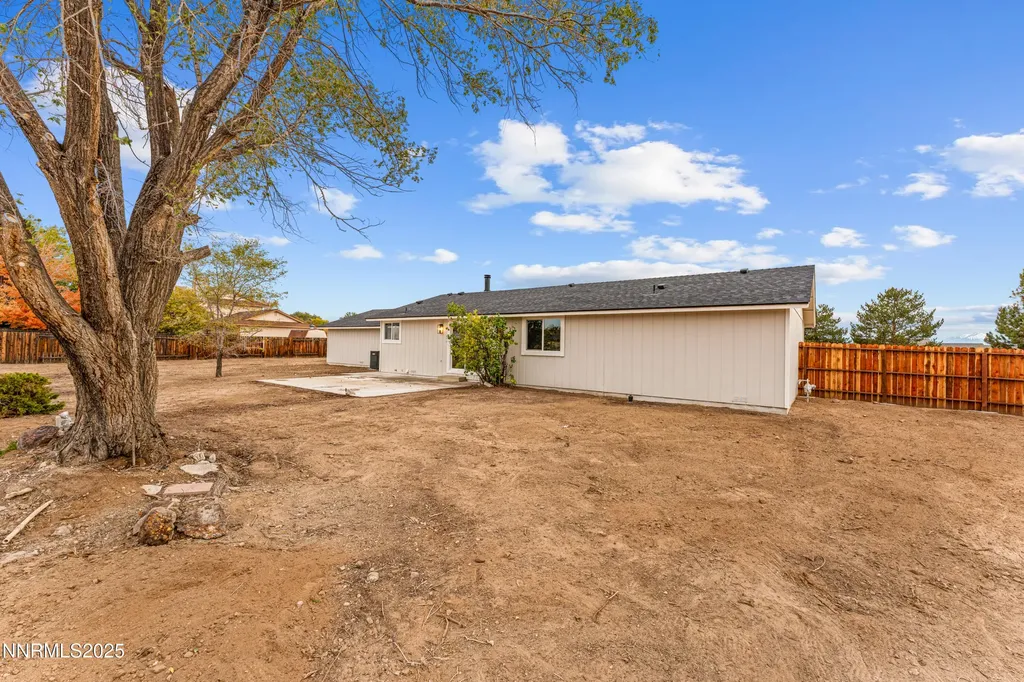 85 Sky Ranch Sparks NV 89441