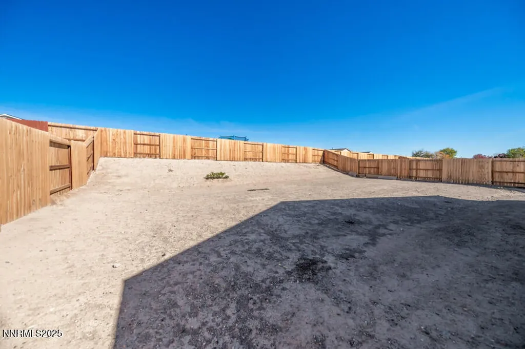 1026 Brierwood Fernley NV 89408