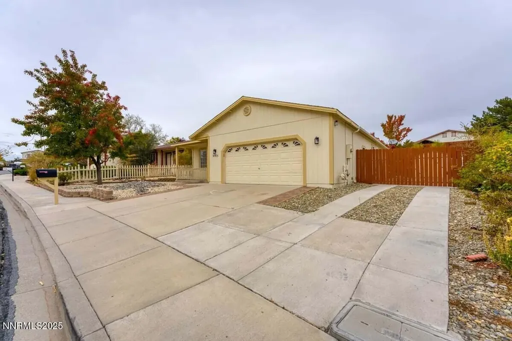6975 Carmen Sun Valley NV 89433