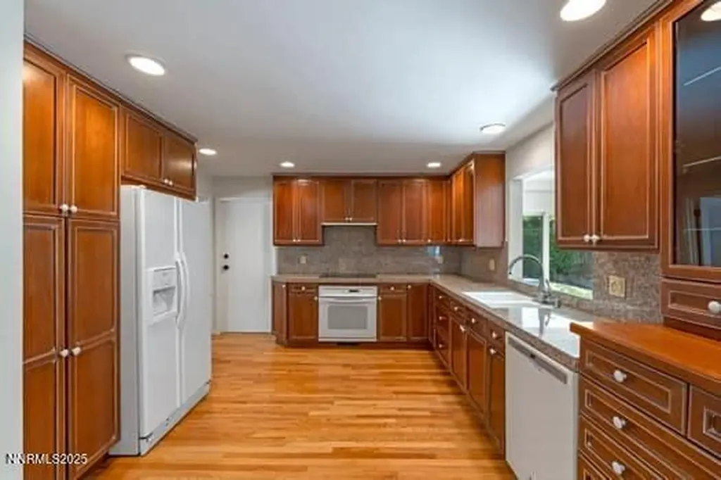2201 Barnes Reno NV 89509