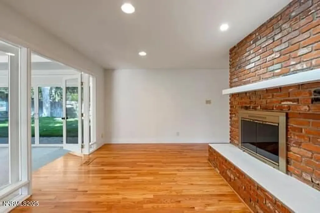 2201 Barnes Reno NV 89509