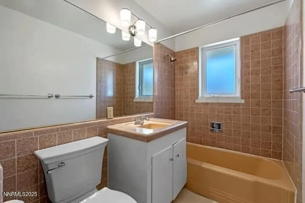 2201 Barnes Reno NV 89509