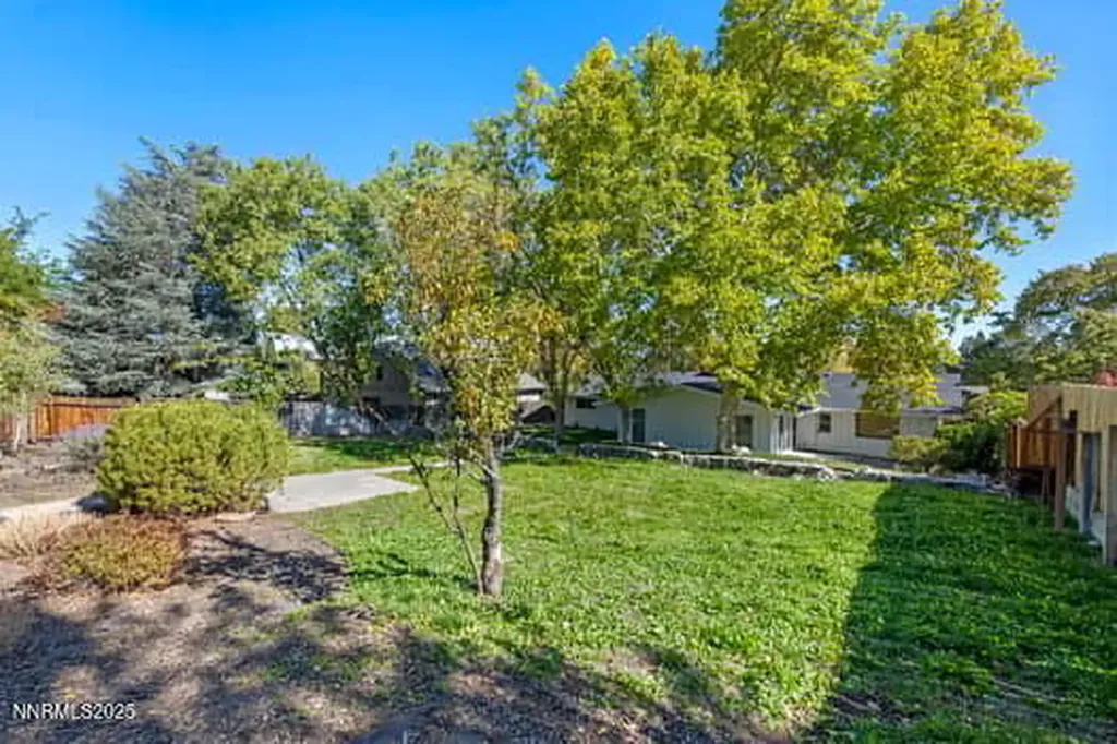 2201 Barnes Reno NV 89509