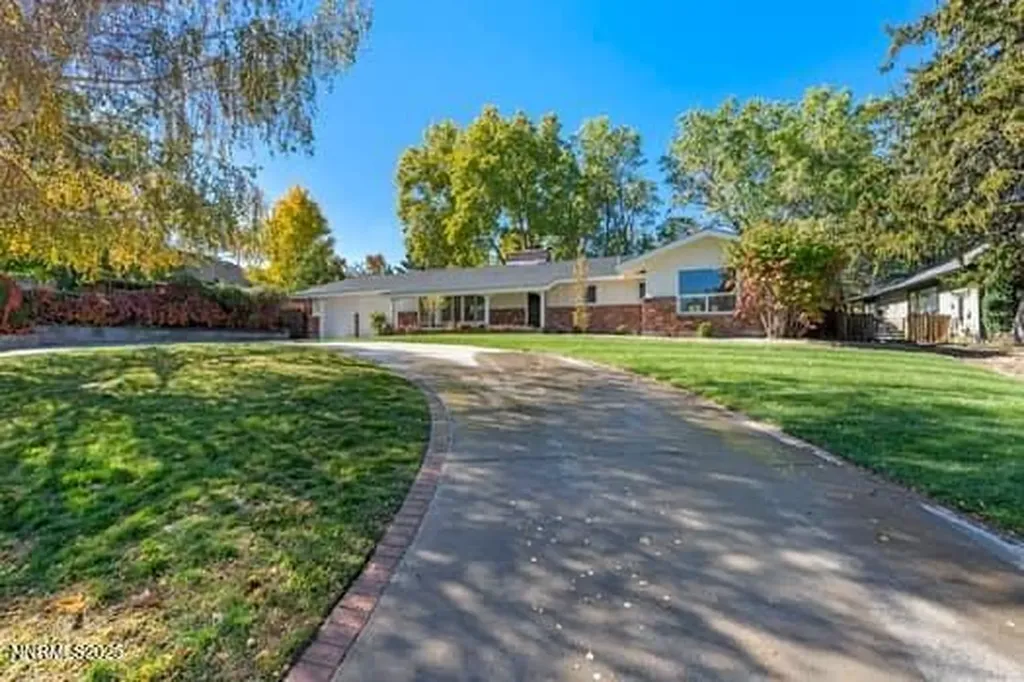 2201 Barnes Reno NV 89509