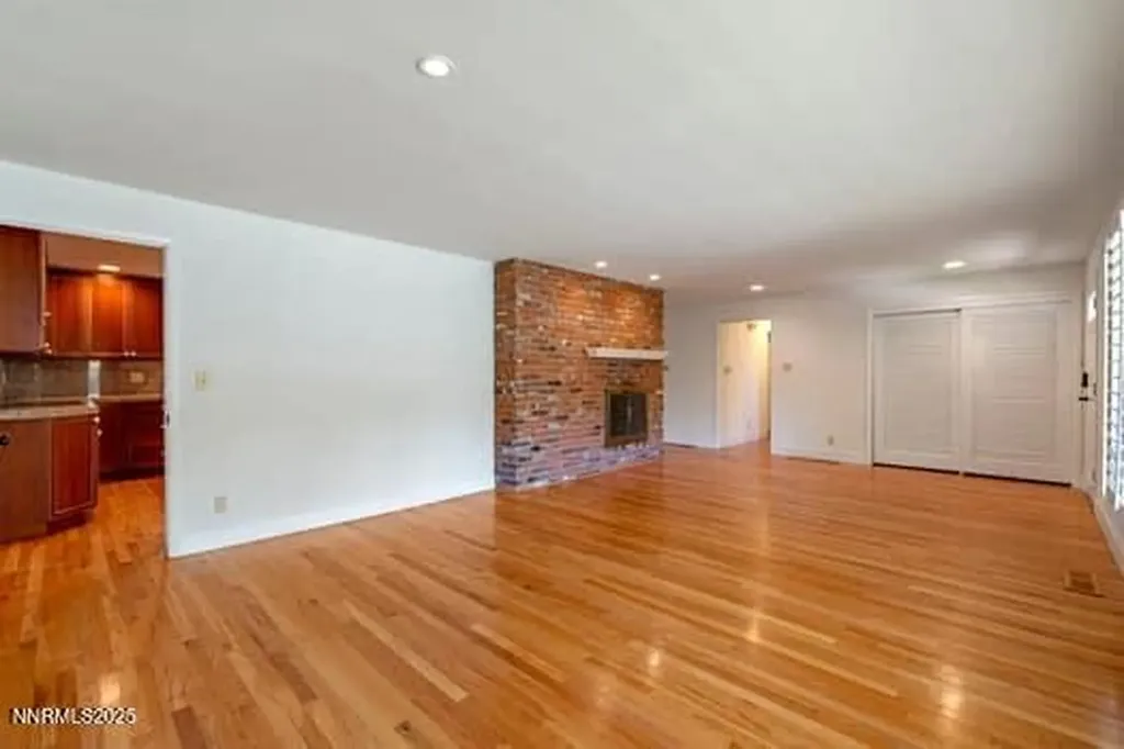 2201 Barnes Reno NV 89509