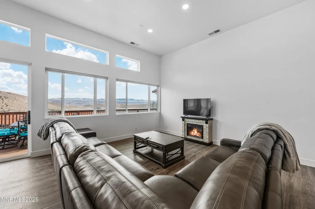 1929 Us-395 Gardnerville NV 89410