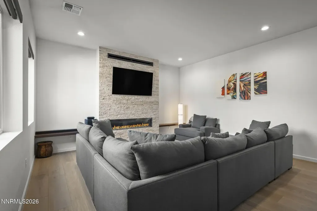 12514 Woods Clover Reno NV 89521