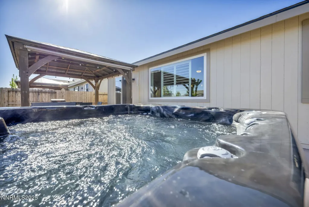 307 Granite Dayton NV 89403
