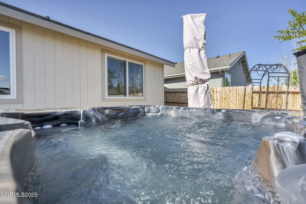 307 Granite Dayton NV 89403
