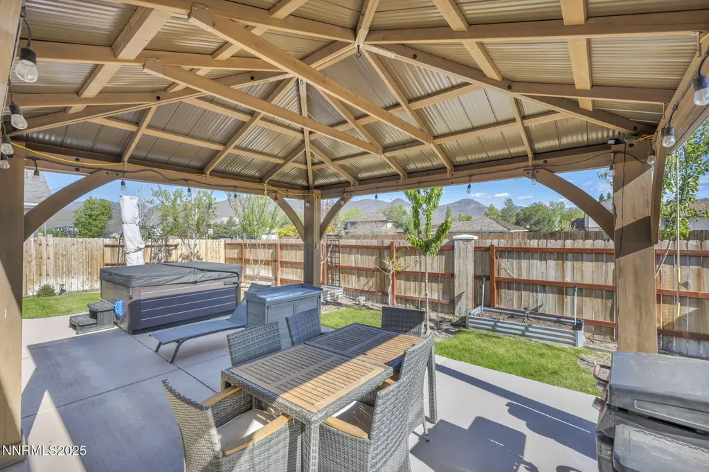 307 Granite Dayton NV 89403