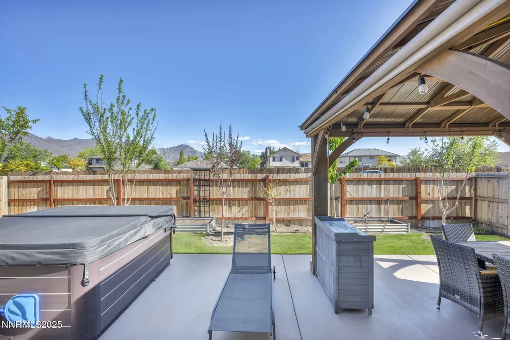 307 Granite Dayton NV 89403