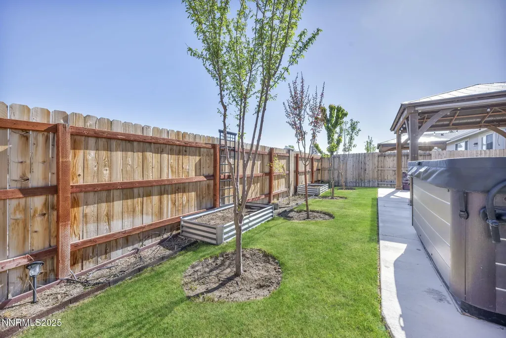 307 Granite Dayton NV 89403