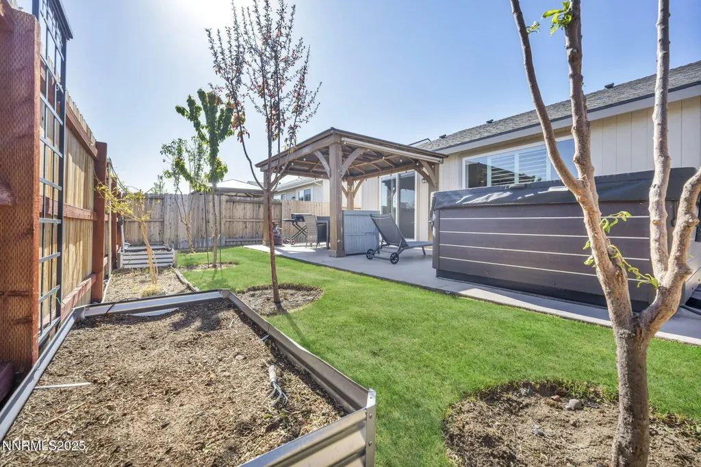 307 Granite Dayton NV 89403