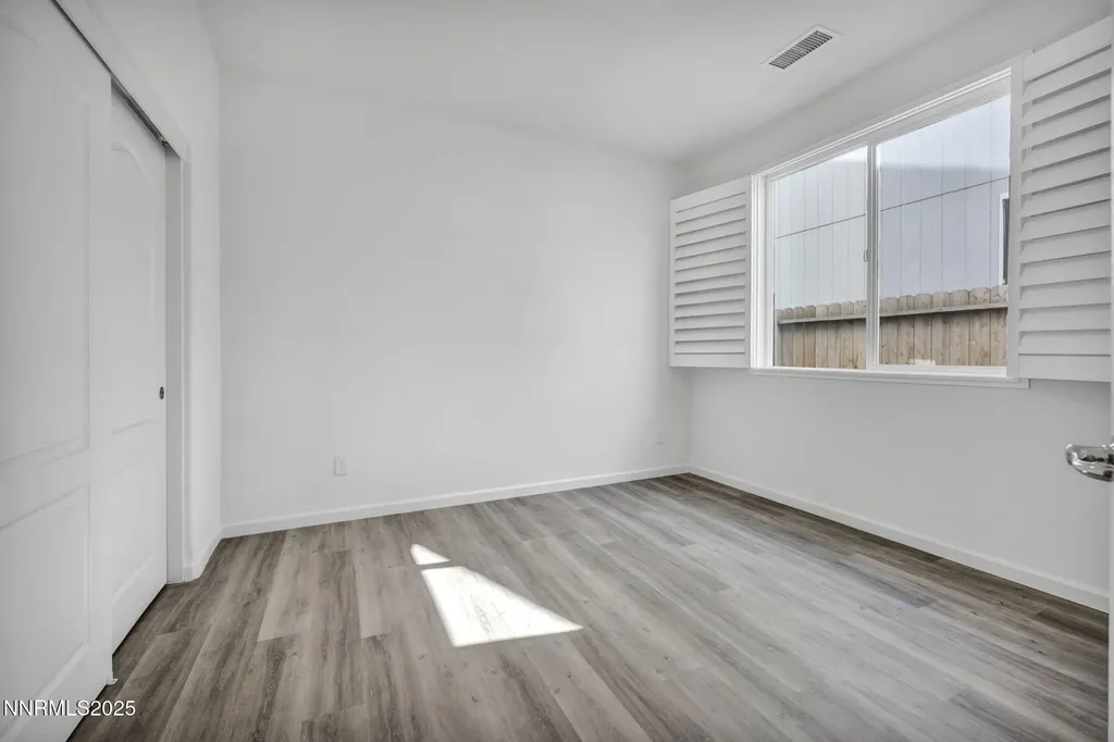 307 Granite Dayton NV 89403