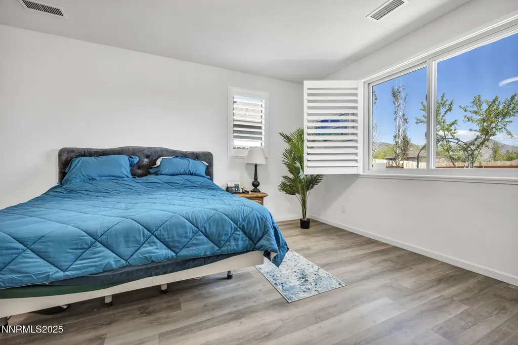 307 Granite Dayton NV 89403