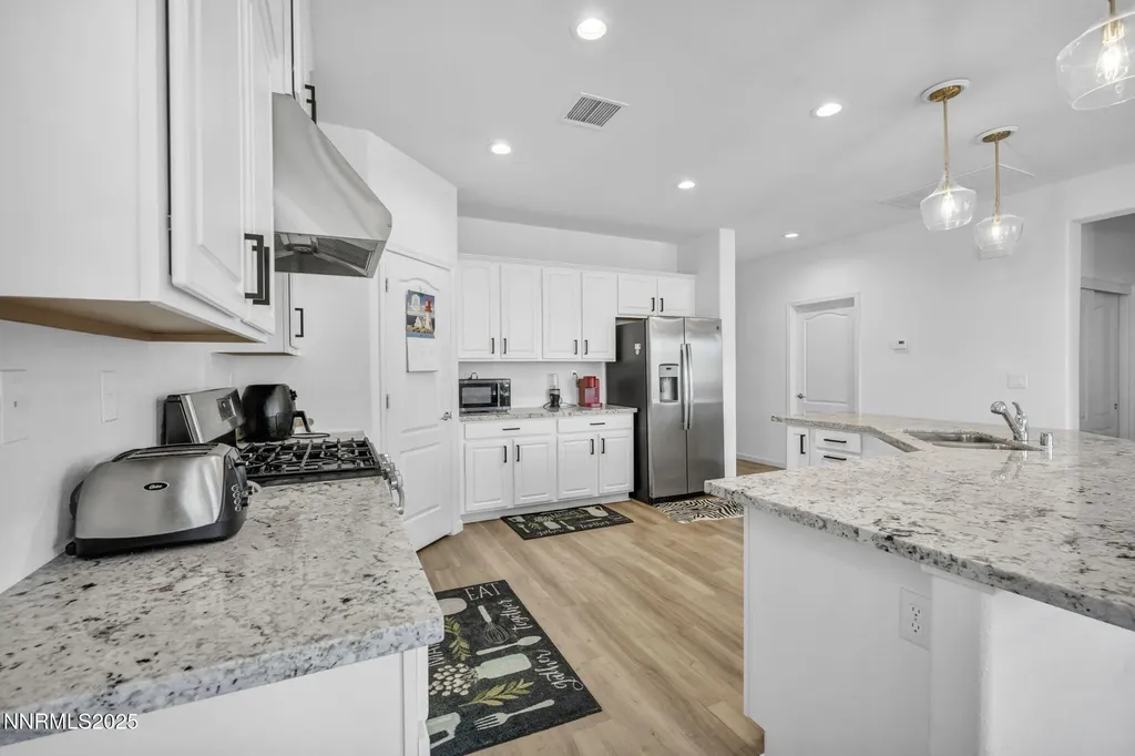 307 Granite Dayton NV 89403