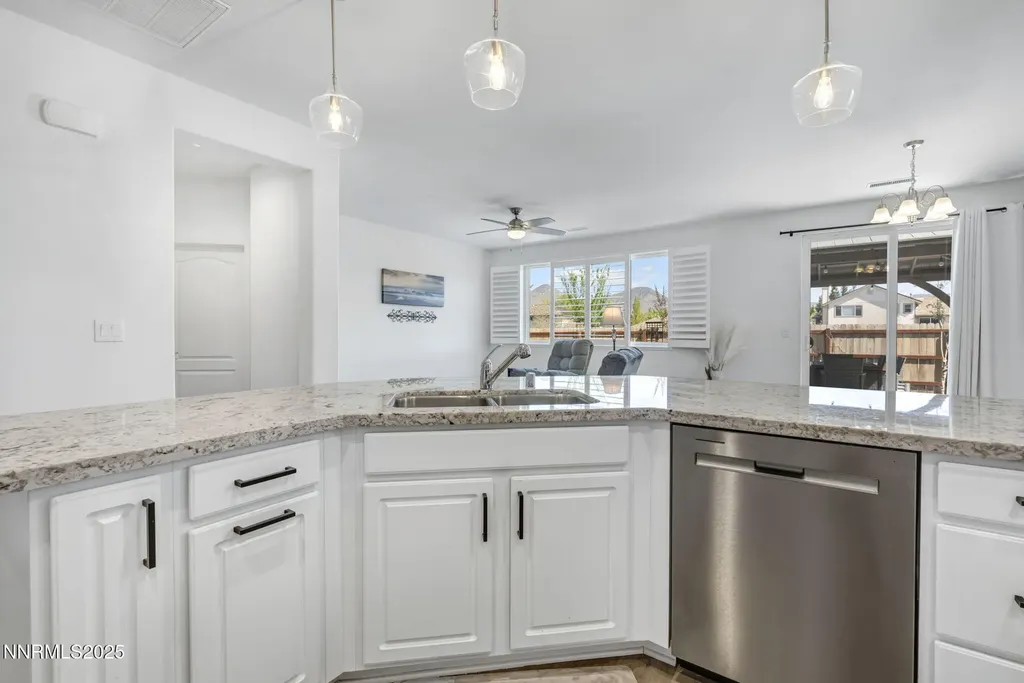 307 Granite Dayton NV 89403