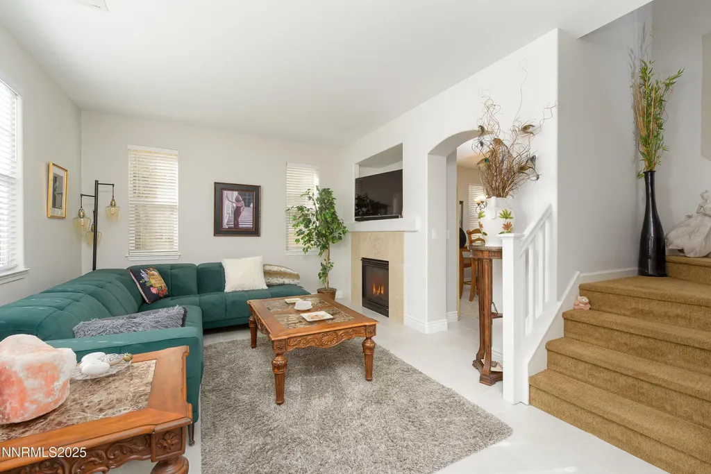 1648 Minden Village Minden NV 89423