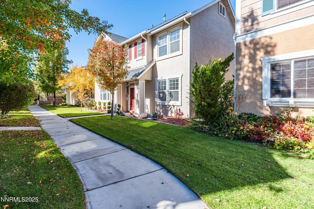 1648 Minden Village Minden NV 89423
