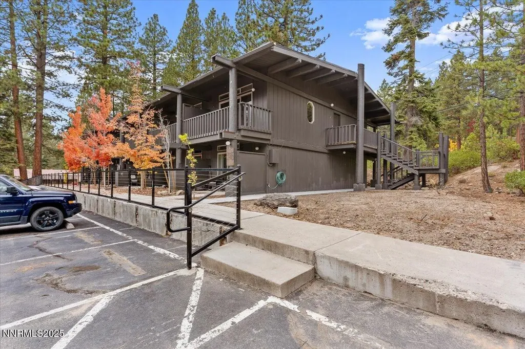 751 Tahoe Incline Village NV 89451