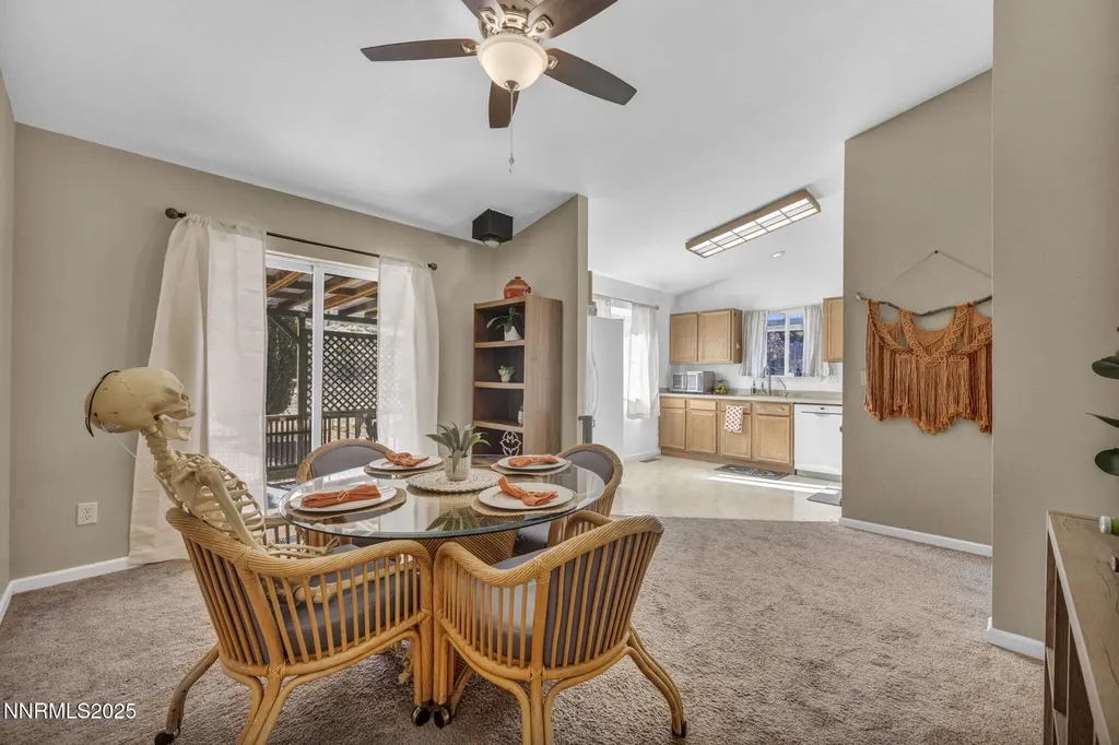 112 Avenue De La Bleu De Clair Sparks NV 89434