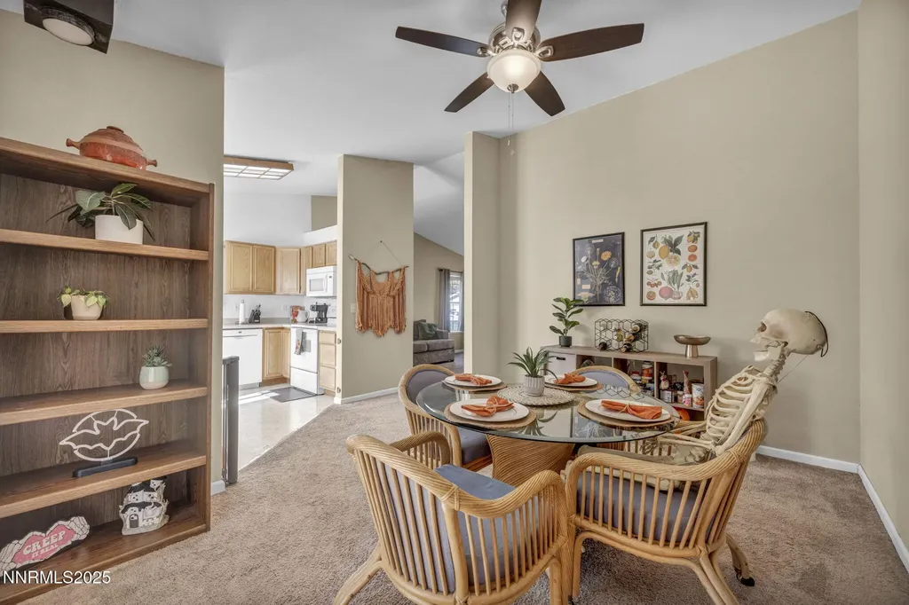 112 Avenue De La Bleu De Clair Sparks NV 89434
