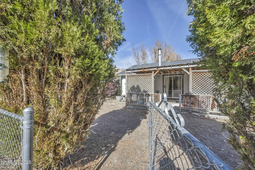 112 Avenue De La Bleu De Clair Sparks NV 89434