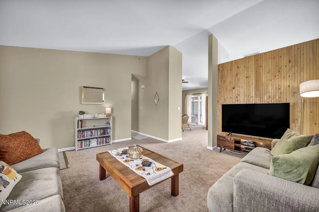 112 Avenue De La Bleu De Clair Sparks NV 89434