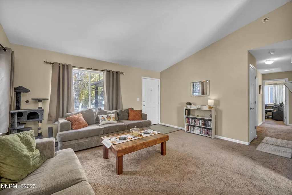 112 Avenue De La Bleu De Clair Sparks NV 89434