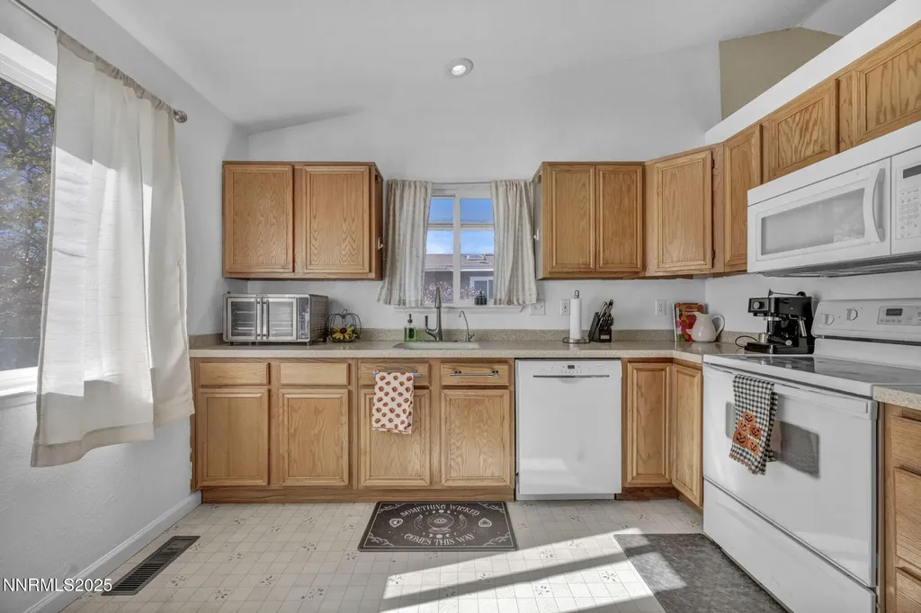 112 Avenue De La Bleu De Clair Sparks NV 89434