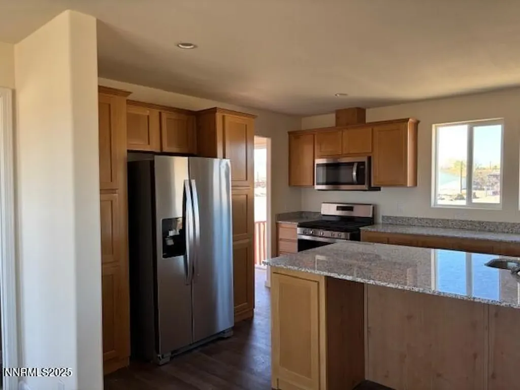 3599 Ardmore Silver Springs NV 89429