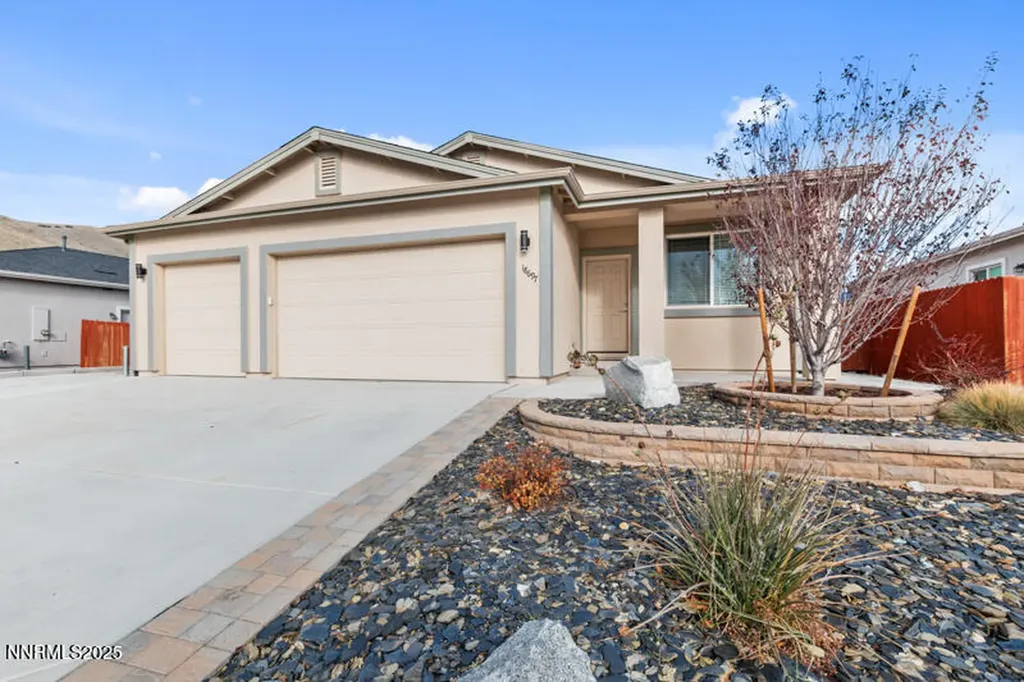 18697 Ginny Creek Reno NV 89508