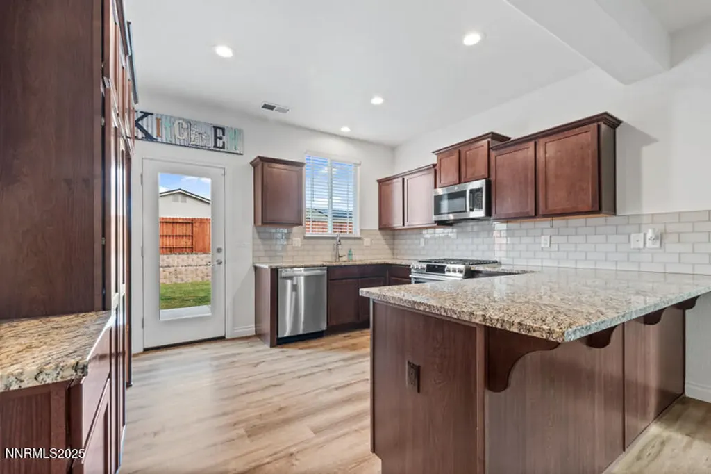 18697 Ginny Creek Reno NV 89508