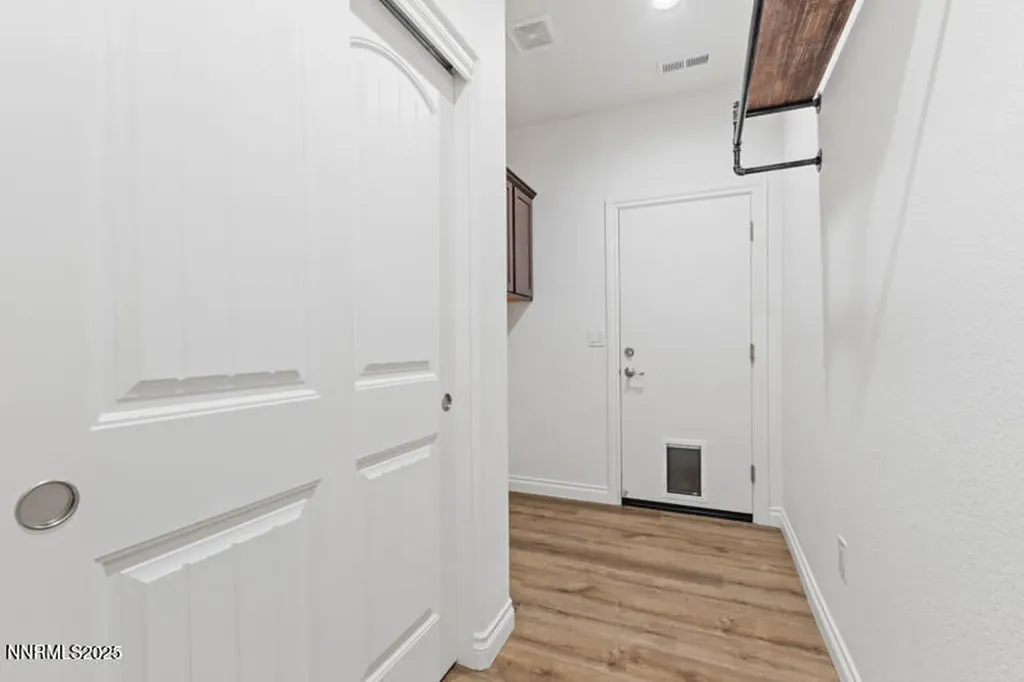 18697 Ginny Creek Reno NV 89508