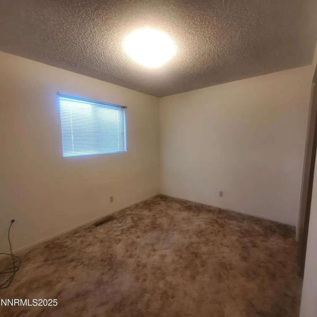 104 F Hawthorne NV 89415