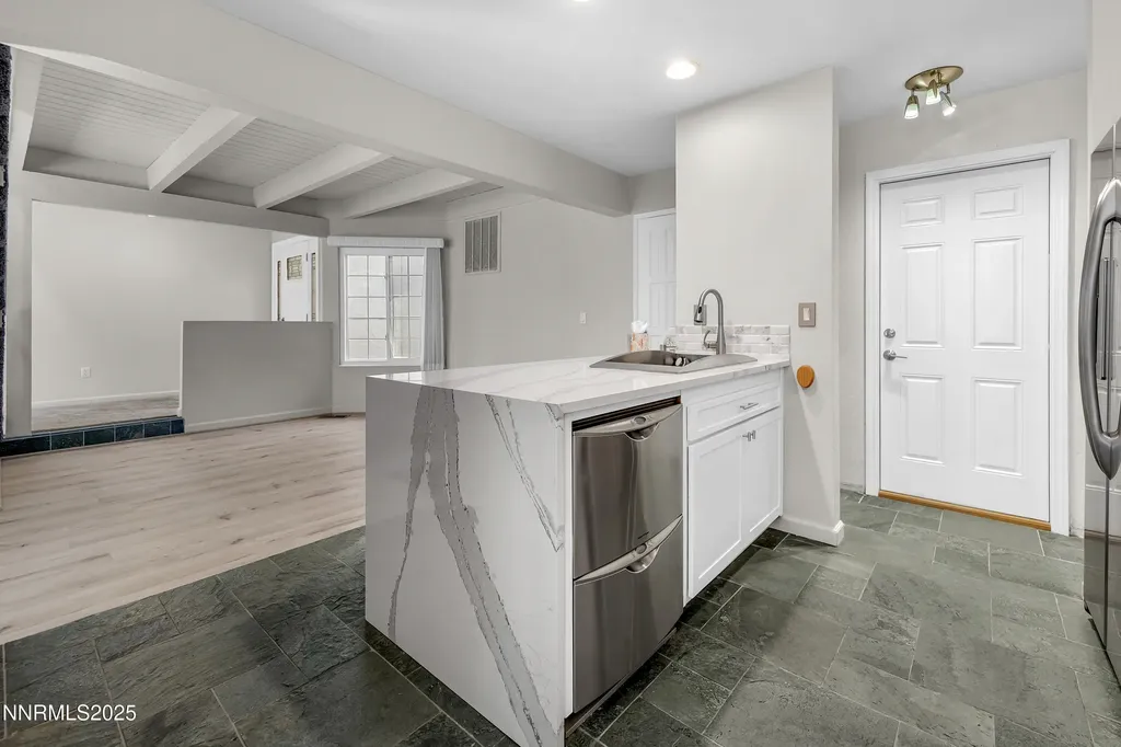 4314 Clyde Reno NV 89509