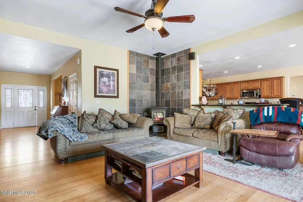 275 Imperial Dayton NV 89403