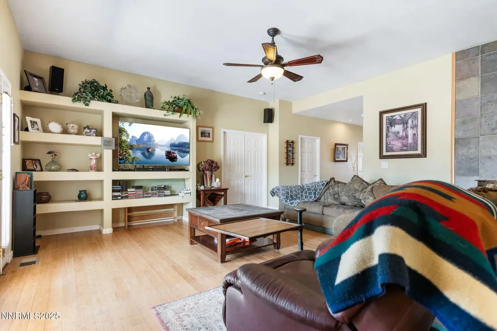 275 Imperial Dayton NV 89403
