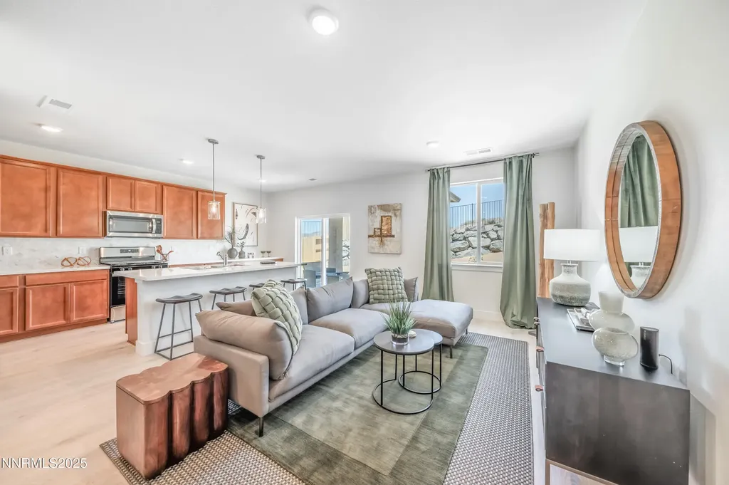 5437 Horizon Heights Sun Valley NV 89433